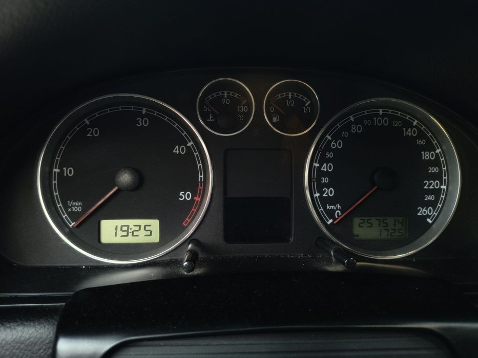 Volkswagen Passat B5.5