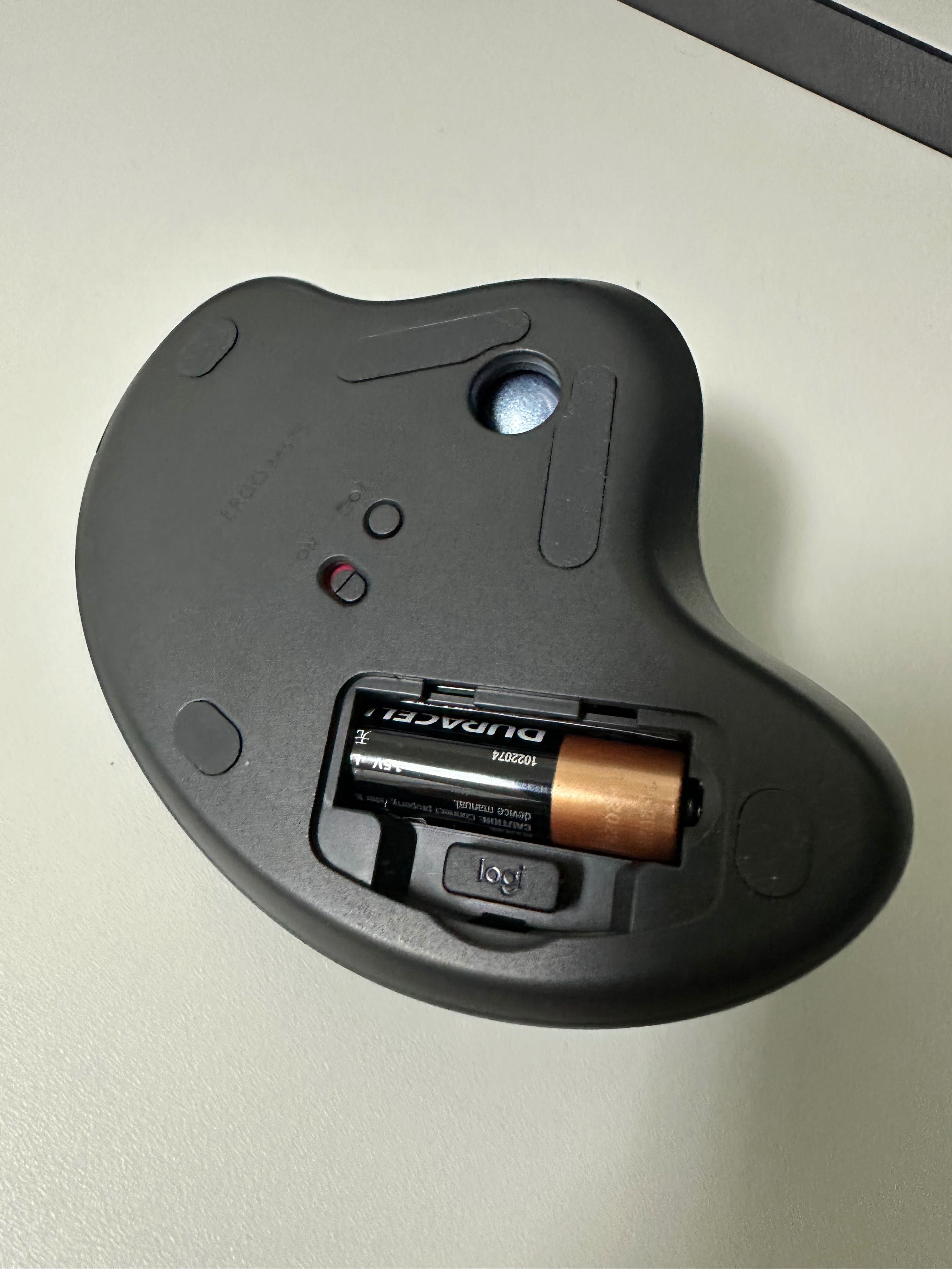 Трекбол Logitech Ergo M575