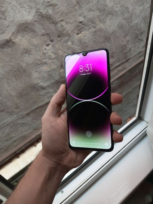 Mi 9 Black 6/128/4К/OLED Super.