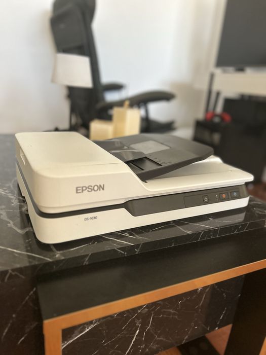 Scaner Flatbed cu ADF