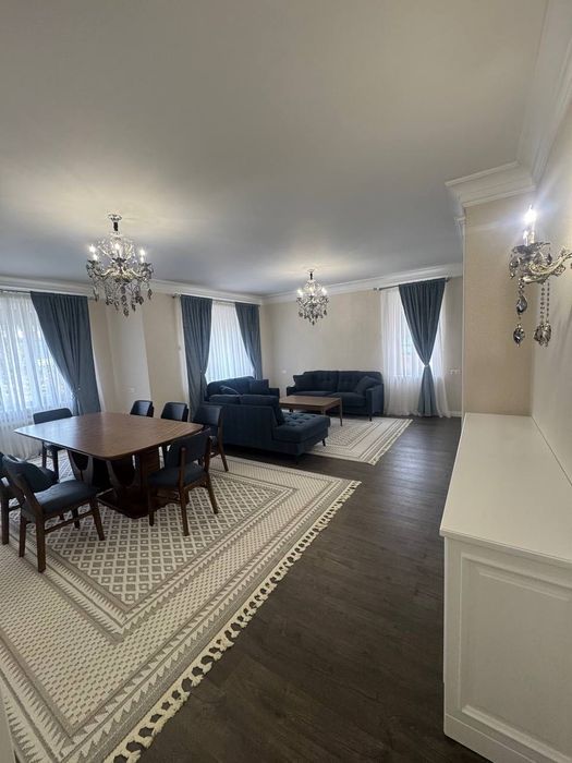 Продоется 3-х комнатная квартира в Ж/К Gabus. 1 этаж, 148 м2.