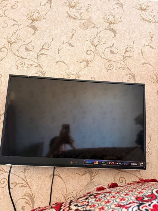 LG telvizir solidarity 32 tali