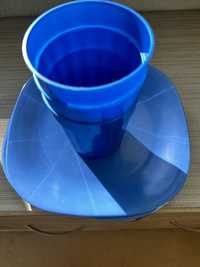 Пластмасови чинии  и чаши