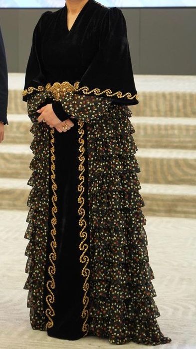 Вечерние платья от казахстанского бренда