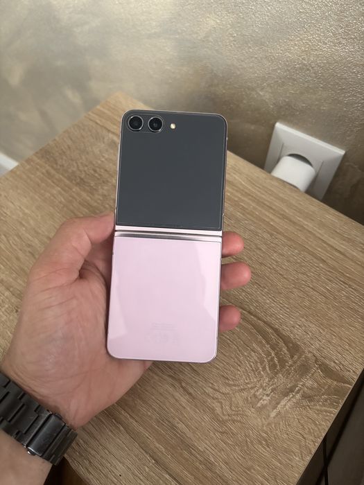 Samsung Galaxy Z Flip 5