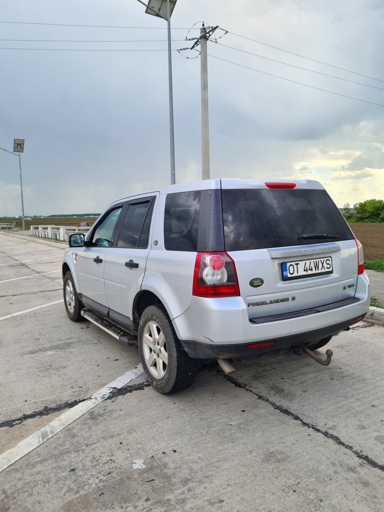 Vând sau schimb Land rover freelander 2