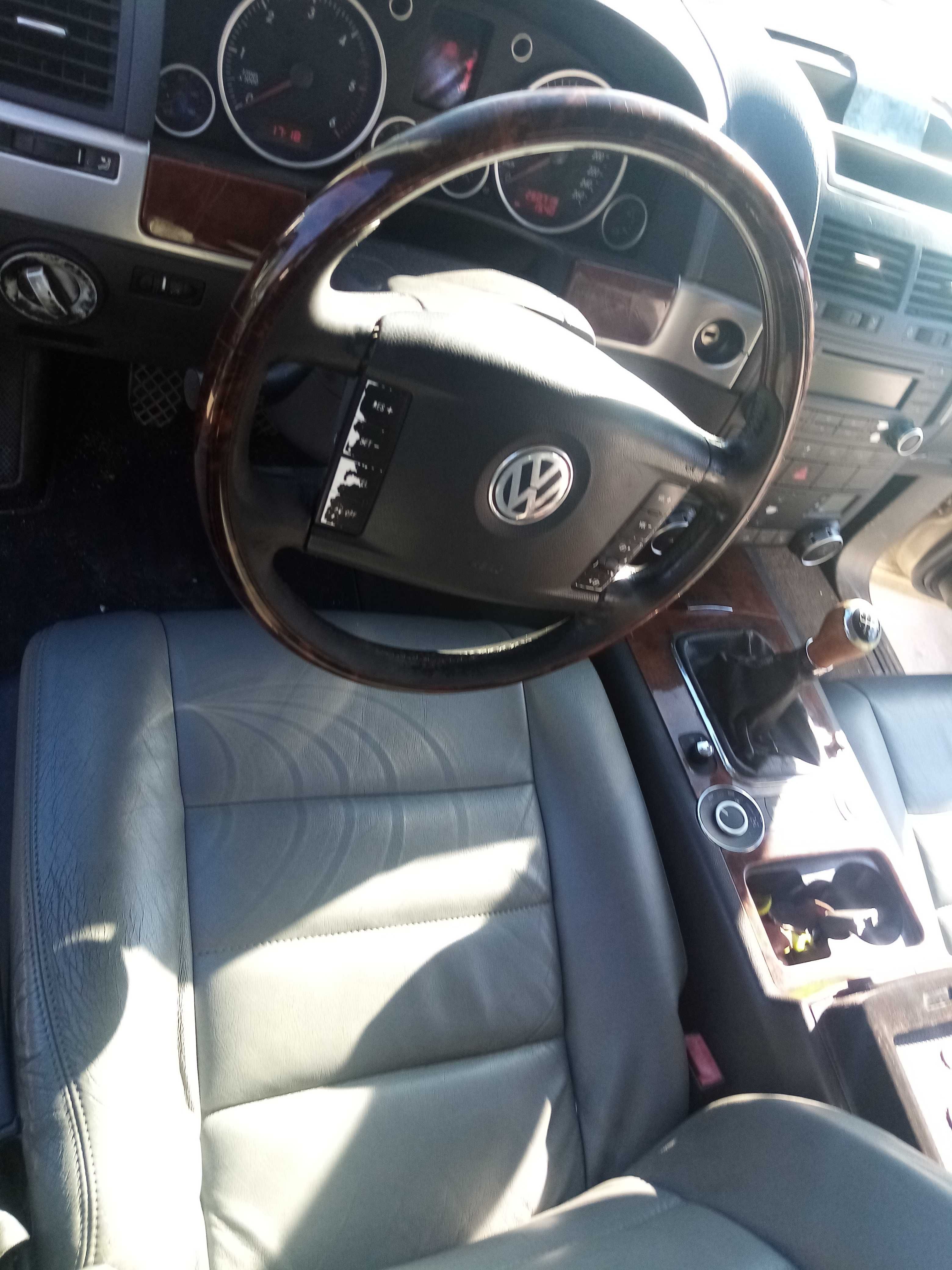 VW Touareg 2.5, ръчка, 174 к.с., 60 броя на части