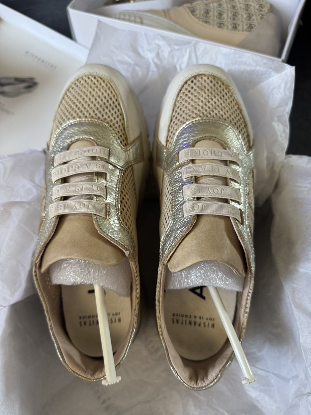 Маратонки Hispanitas, Karl Lagerfeld, Liu Jo, Guess 39