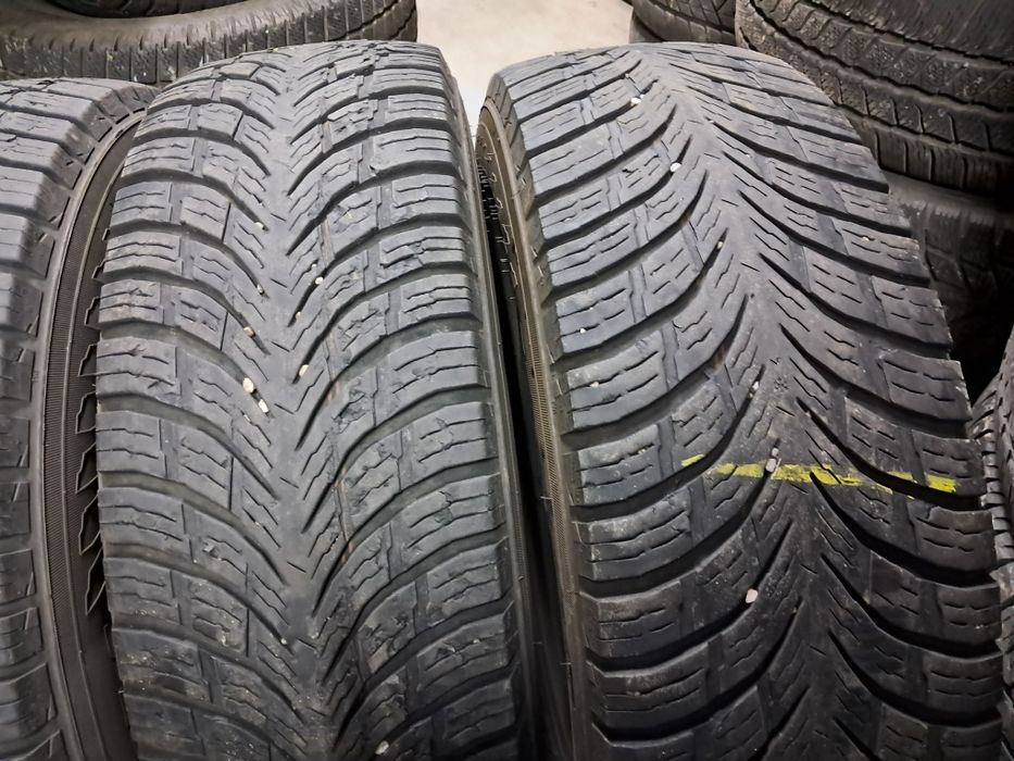 Anvelope second iarna 225 75 R16C Nokian 2022