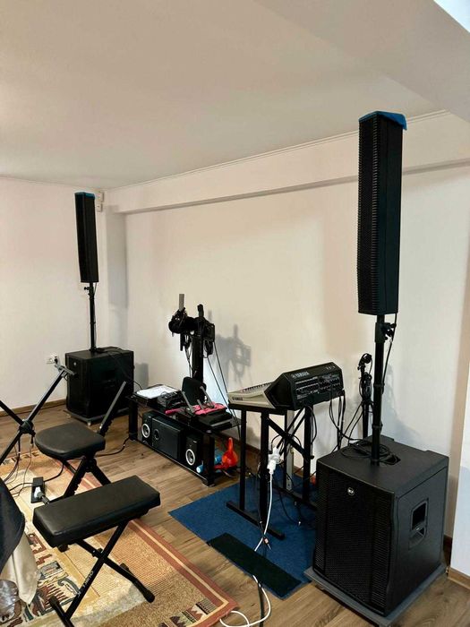 Mixer Digital Yamaha si Sistem de boxe Active