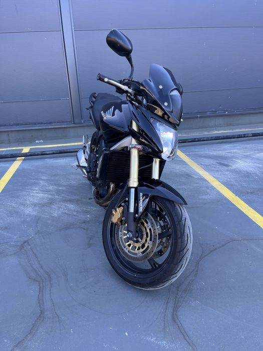 Honda hornet pc 41