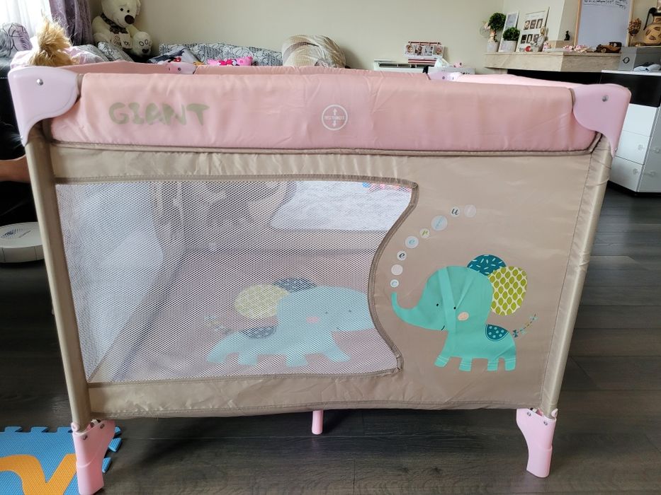 Кошара за игра Moni