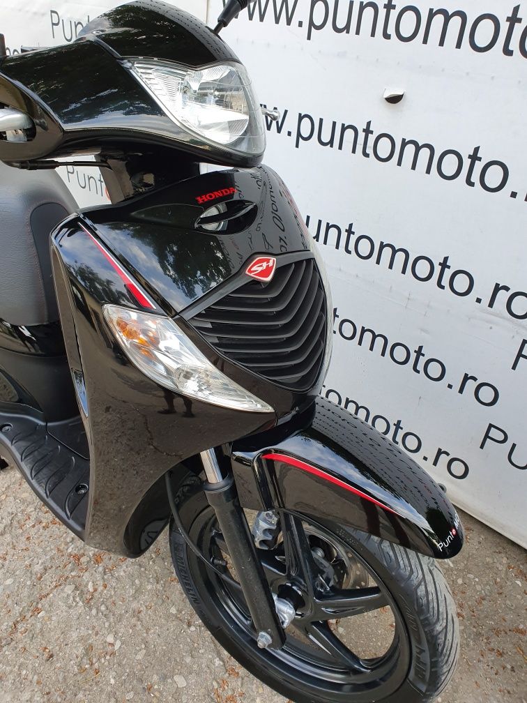 Punto Moto Vinde scoter Honda sh 125 i