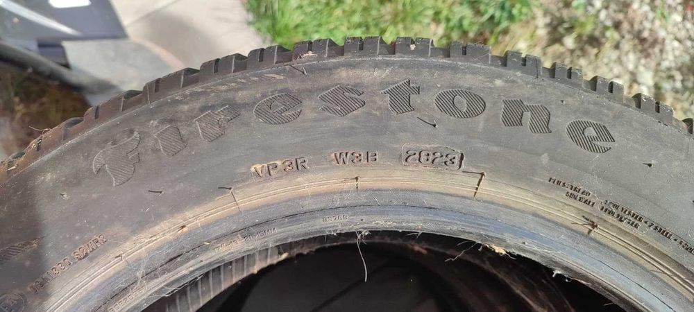 Vand 4 anvelope de iarna Firestone WinterHawk 4 215/55R17 98V