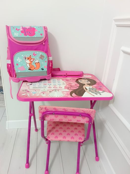 Новая парта и сумка вместе 13 тыс