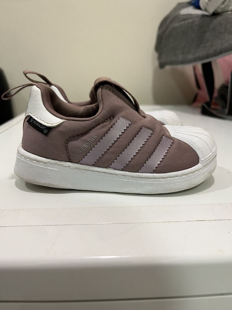 Маратонки Adidas 22номер бебешки/ детски