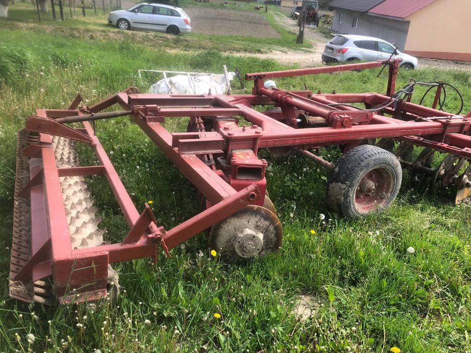 Vand tractor/ plug/ teradisc/ incarcator frontal