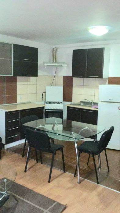 Ofer spre închiriere apartament