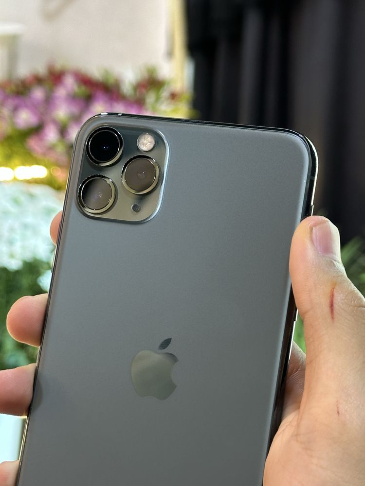 Iphone 11 Pro Max 256Гб 100% Karopka bor