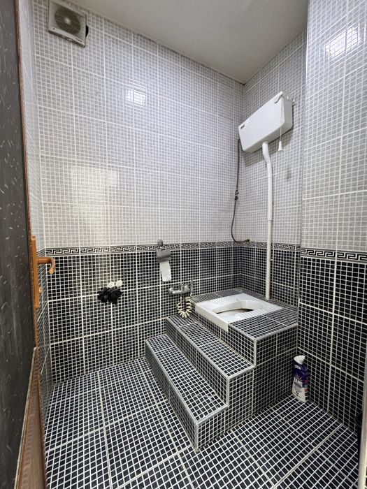 Sentr, asaka bank agrobank, extrini balnitsa yonida