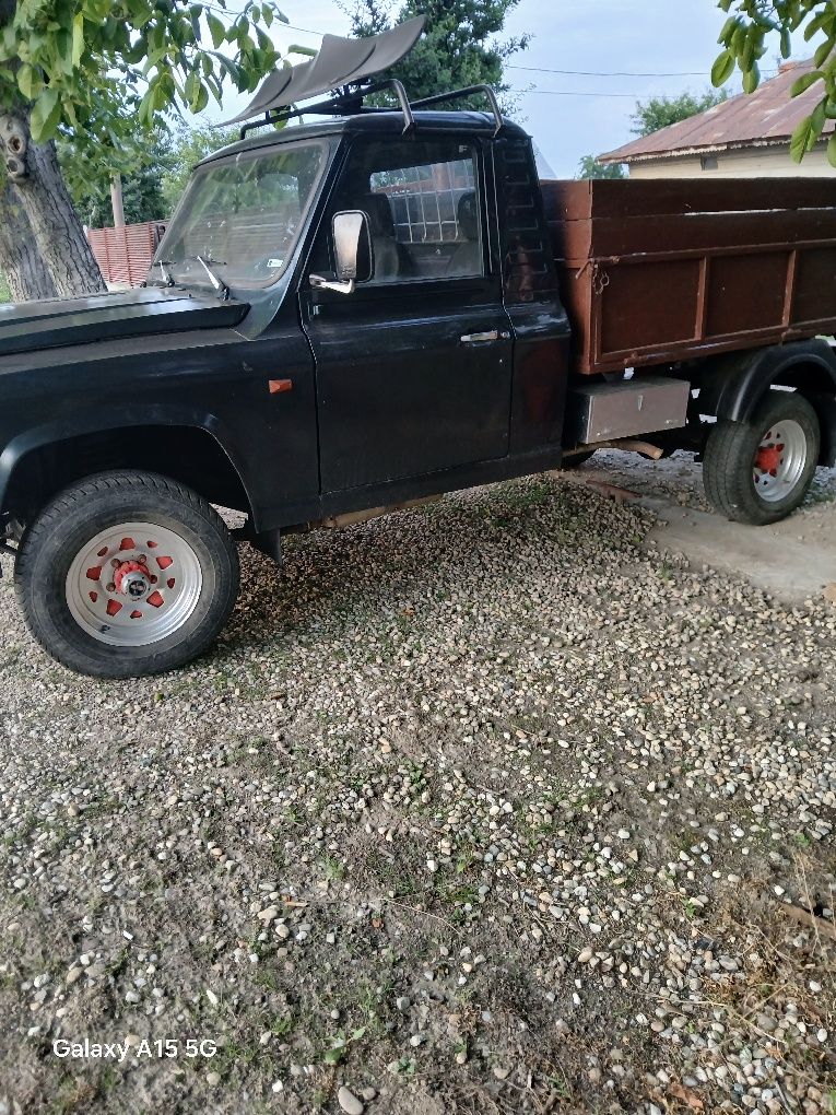 Vând aro camioneta