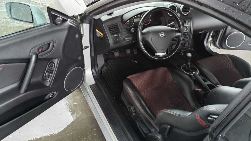 Hyundai Coupe,Tiburon.2000 cm. Benzina