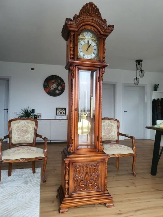 Ceas podea cu pendul, in lemn