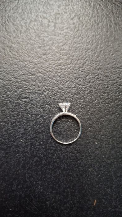 Златен Пръстен 2.24гр - 9 Карата Бяло Злато