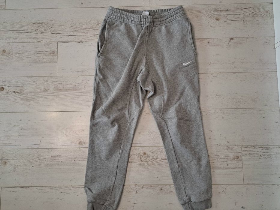 Nike-Ориг.ватирано долнище