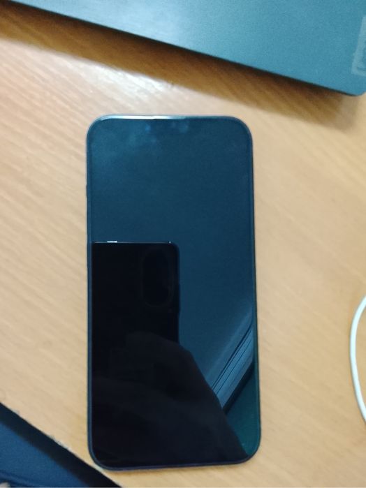 Айфон 13 в идеалным состояний