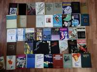 Голяма колекция от книги - различин жанрове на различни цени