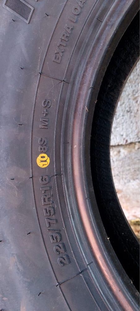 Шины 225/75R16