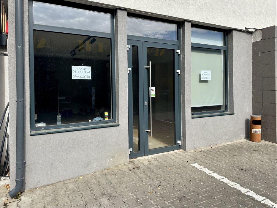spatiu comercial de închiriat la rondul din 23 august