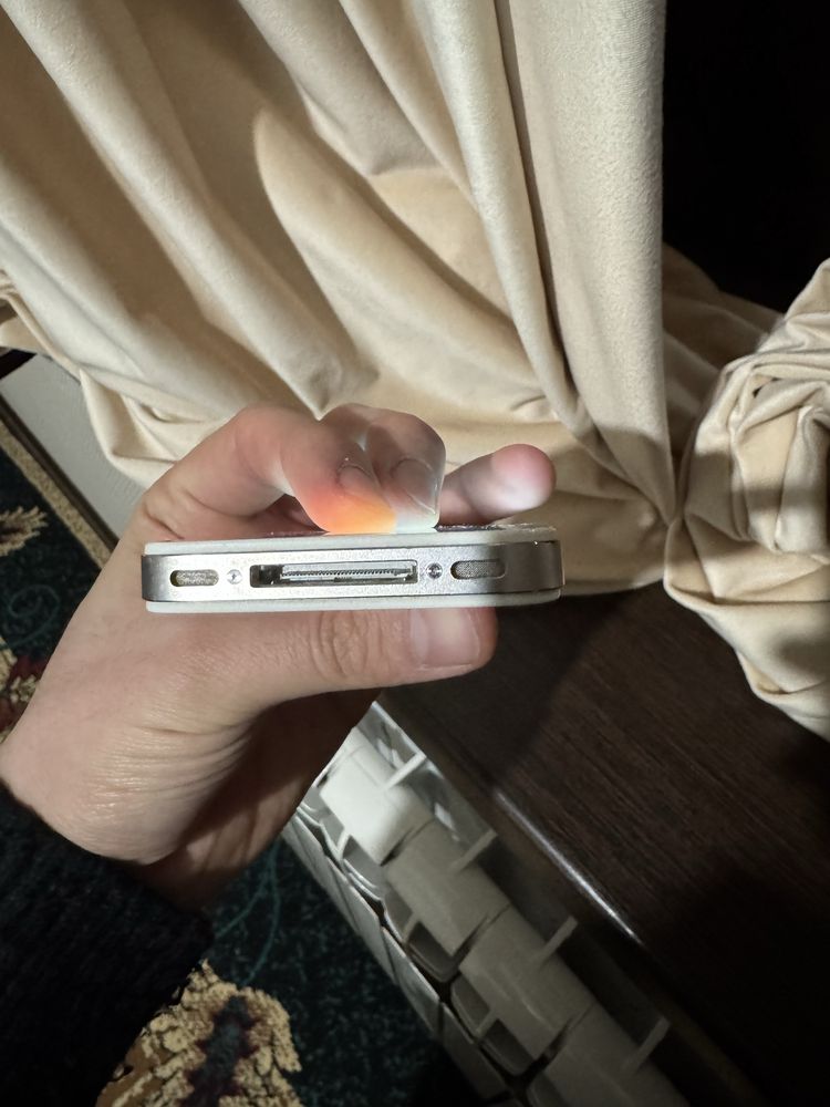 Iphone 4s Айфон 4с