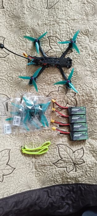 Dronă FPV 5 inch 4S analog, elrs