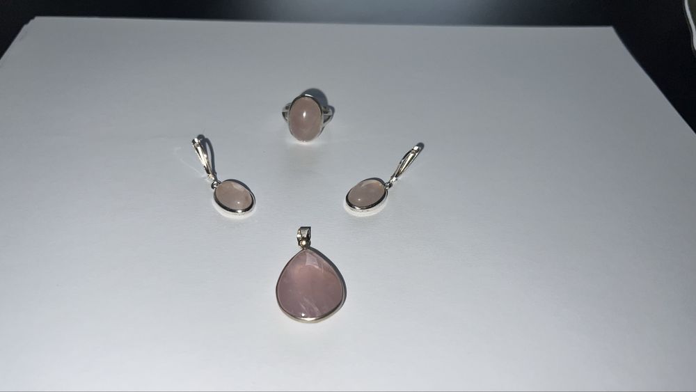 Set de argint cu piatră de opal