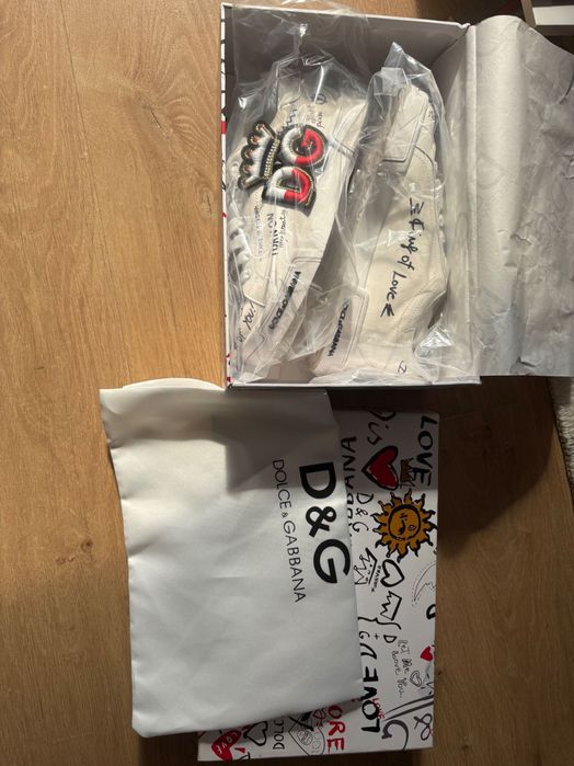 Обувки чиста кожа D&G