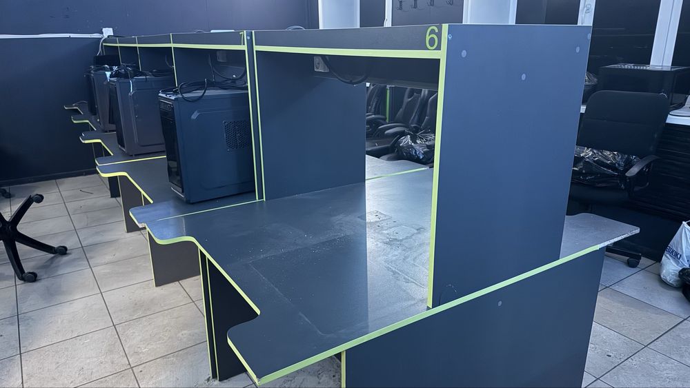 Бесплатно компьютерные столы