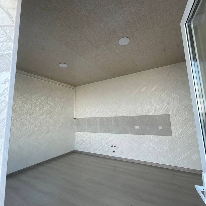 Куктеракдан утганда Генерал мактаб кучада 3.5 сотиг 4 хона сотилади