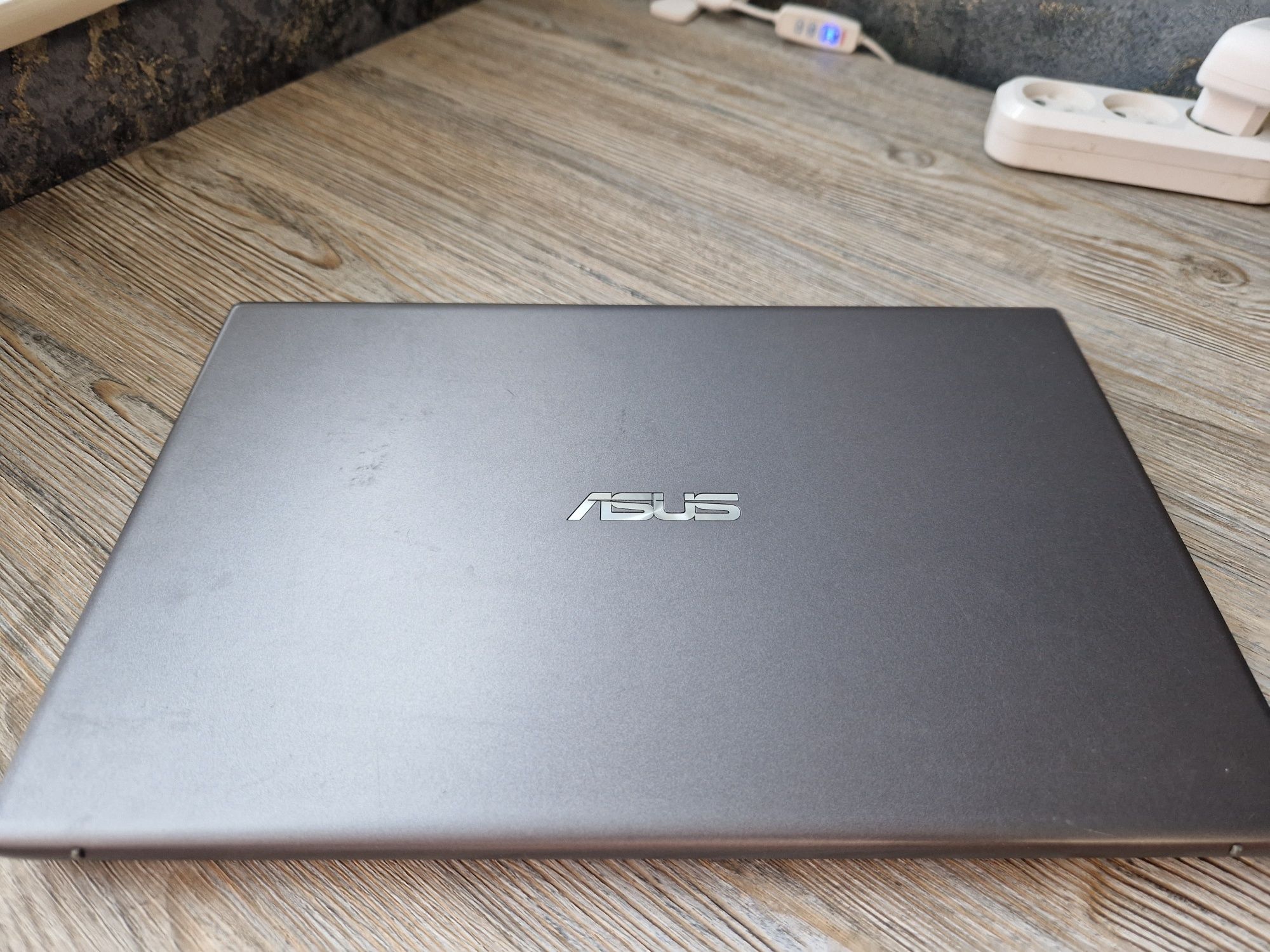 Нутбук Ryzen7 Asus Vivobook X512DA
