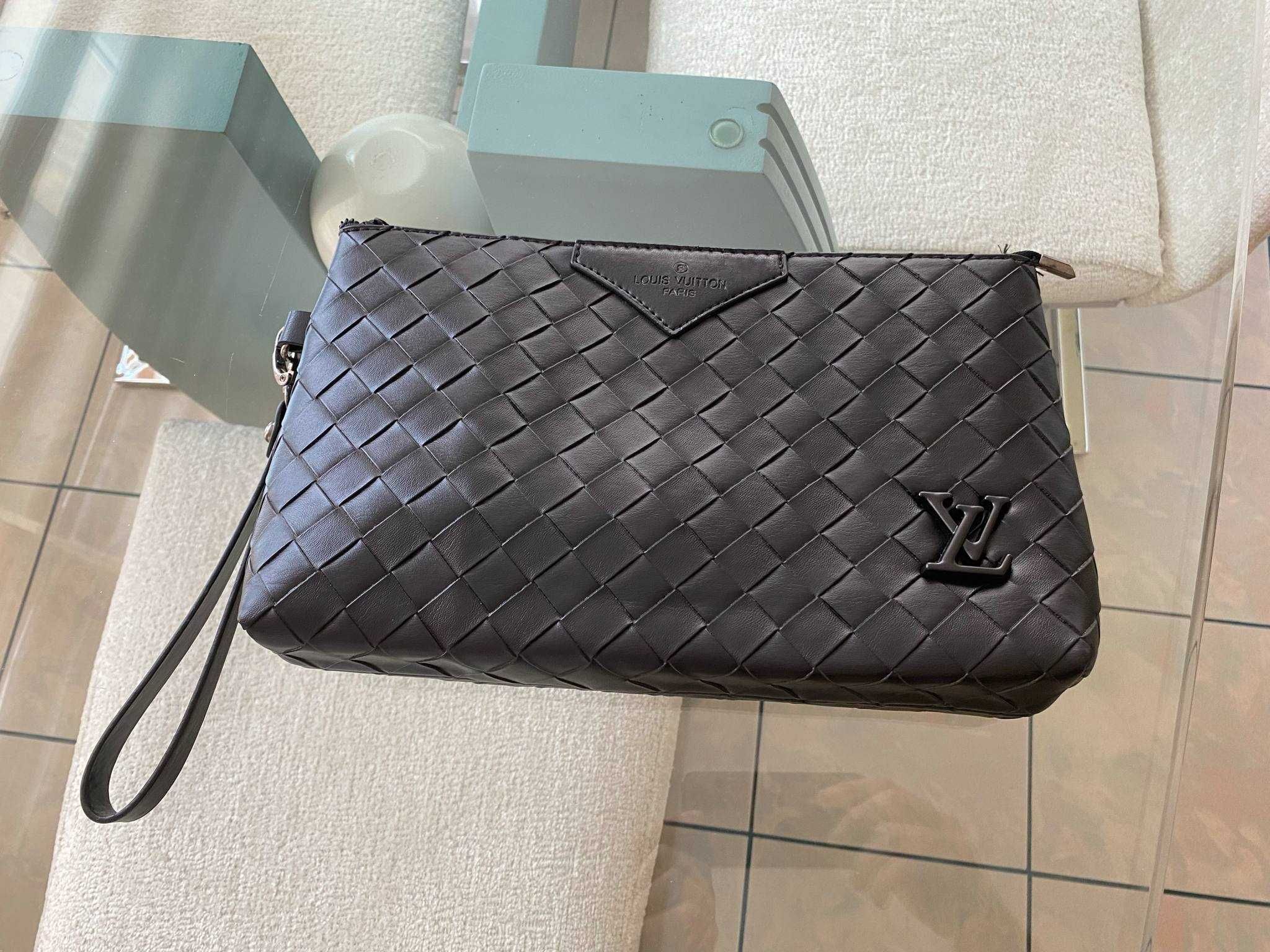 Унисекс Чанта на Louis Vuitton