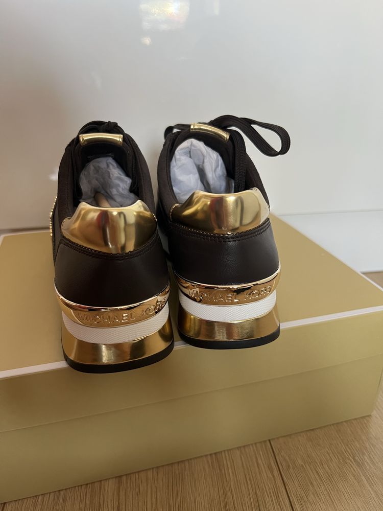Michael Kors нови кожени обувки, размер 38,5