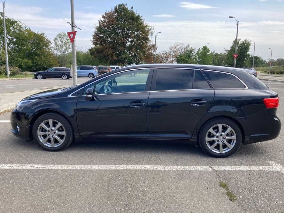 Toyota  Avensis2.0 Diesel