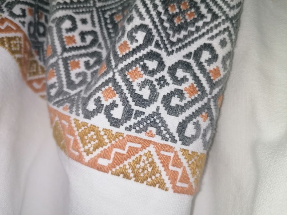 Vând ie din pânză groasă de casă - costum popular