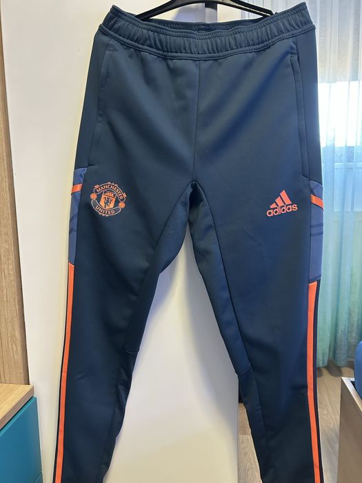 Pantaloni sport Adidas