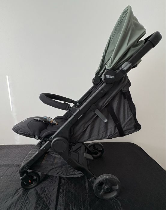 Ergobaby Metro+ в черно