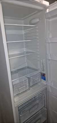 Холодильник Indesit SB200