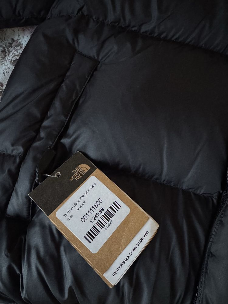 Продава се яке The North Face 1996 Retro Nuptse(оргинално с етикет