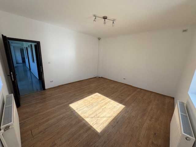 Spatiu comercial ultracentral  aprox 200 mp