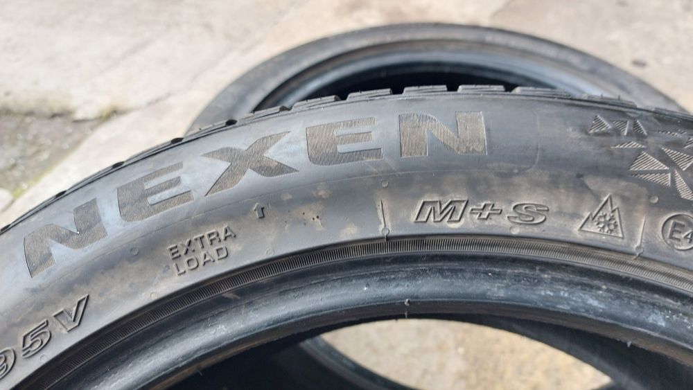 Зимни гуми 215/50/17 Nexen Winguard Sport 2 броя